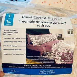 NWOT Twin Duvet Cover